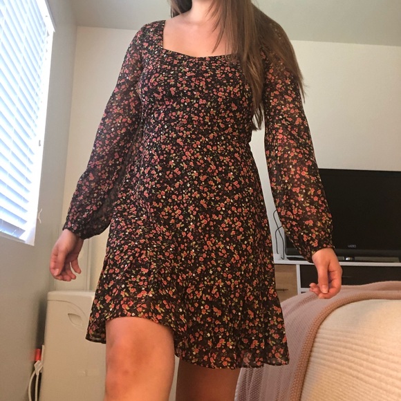 Floral mini dress - Picture 3 of 4